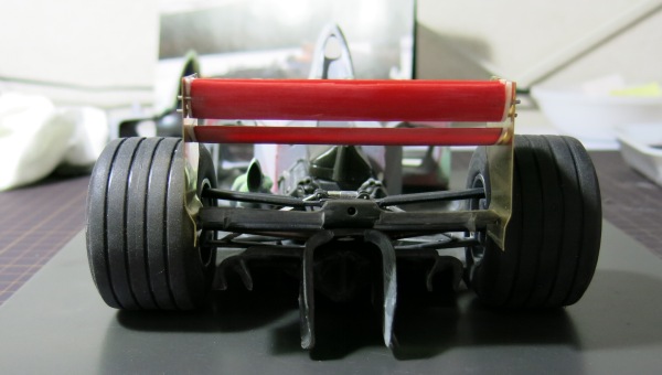 F2002 24 (10)