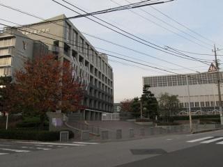 京介たちが通っている高校のモデルになった県立千葉商業高校