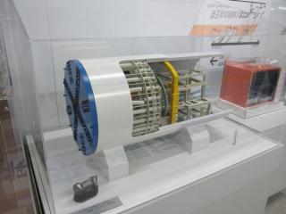 下北沢～世田谷代田間の急行線トンネルを建設したシールドマシンの1/20模型。